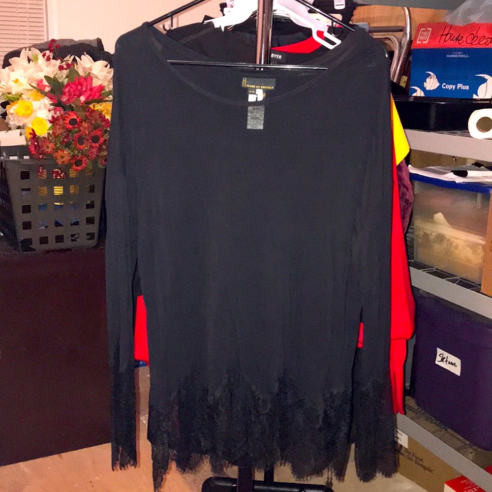 Long sleeve Top w/ Lace trim